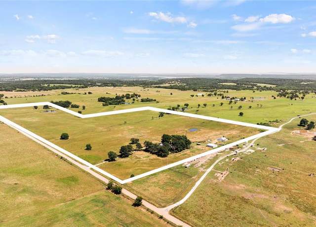 Property at 422502 E 1100 Rd, Checotah, OK 74426, 3 beds, 2 baths
