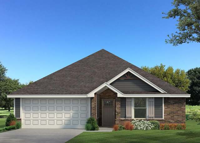 Property at 3317 Broadmoore Dr, Moore, OK 73160, 3 beds, 2 baths