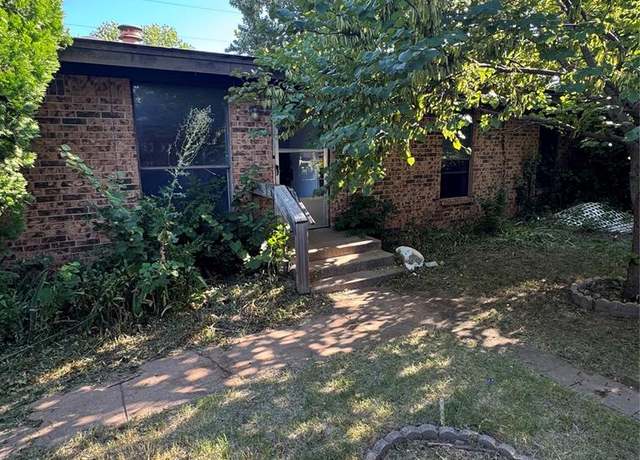 Property at 2105 Lafayette Dr, Norman, OK 73071, 3 beds, 2 baths