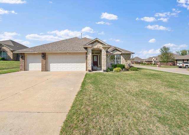 Property at 12801 Brody Ct, Choctaw, OK 73020, 4 beds, 2 baths