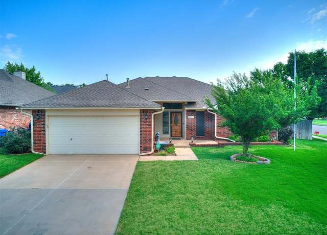 Property at 3401 Buckhorn Dr, Norman, OK 73072, 3 beds, 2 baths