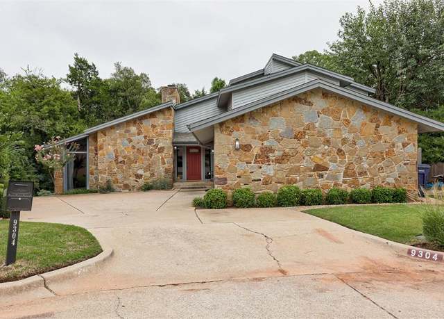 Property at 9304 Broughton Ct, Oklahoma City, OK 73132, 4 beds, 2.5 baths