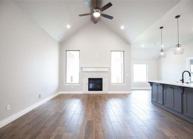 Property at 9309 Cheek Ranch Rd, Yukon, OK 73099, 4 beds, 3 baths