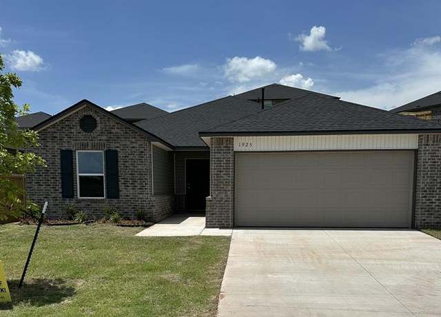 Property at 1925 Sugar Pine Way, Edmond, OK 73034, 3 beds, 2 baths