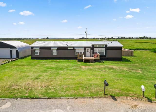 Property at 855 County Road 1315, Chickasha, OK 73018, 4 beds, 2 baths