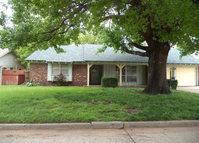 Property at 2620 Berkshire Way, The Village, OK 73120, 3 beds, 2 baths