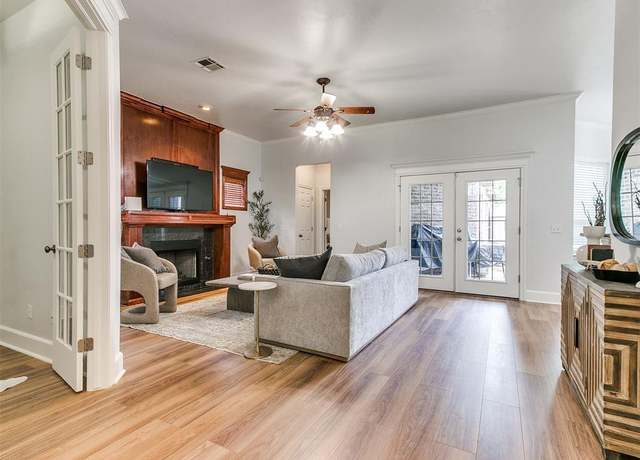 Property at 12401 SW 7th St, Yukon, OK 73099, 4 beds, 2.5 baths