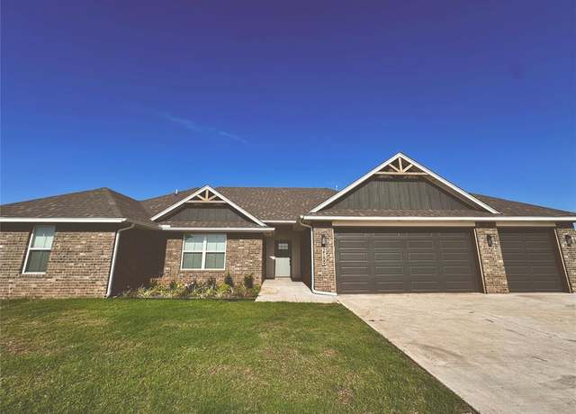 Property at 2159 Hux Dr, Blanchard, OK 73010, 4 beds, 2 baths