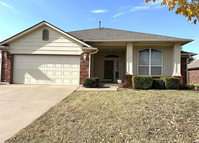 Property at 18005 Montoro Way, Edmond, OK 73012, 3 beds, 2 baths