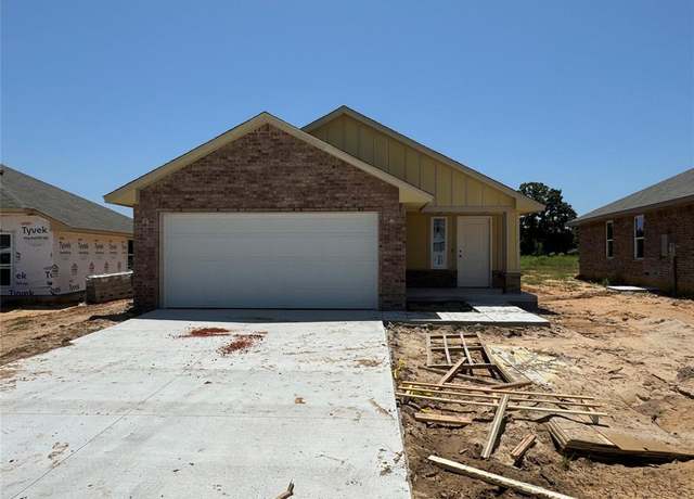 Property at 20668 Brush Creek Blvd, Harrah, OK 73045, 3 beds, 2 baths