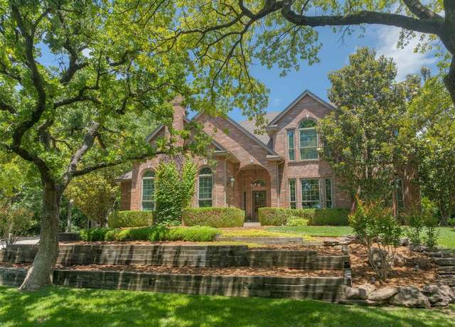 Property at 1300 Oak Springs Ln, Edmond, OK 73034, 5 beds, 3.5 baths