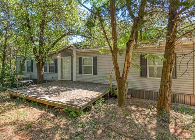 Property at 2818 N Main St, Blanchard, OK 73010, 3 beds, 2 baths