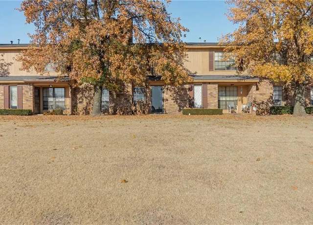 Property at 812 Two Forty Pl, Oklahoma City, OK 73139, 2 beds, 1.5 baths
