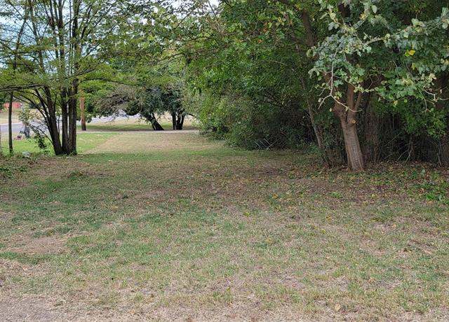 Property at 403 S Minnesota Ave, Shawnee, OK 74801