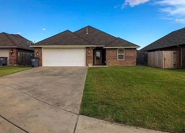 Property at 2308 SW Rolling Hills Pl, Lawton, OK 73505, 3 beds, 2 baths