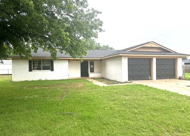 Property at 854 County Road 1315 Rd, Chickasha, OK 73018, 3 beds, 2 baths
