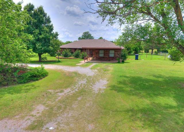 Property at 14601 Prairie Ln, Oklahoma City, OK 73165, 3 beds, 2 baths