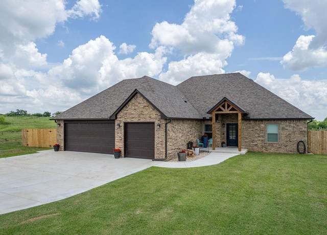 Property at 21788 201 St, Purcell, OK 73080, 4 beds, 3 baths