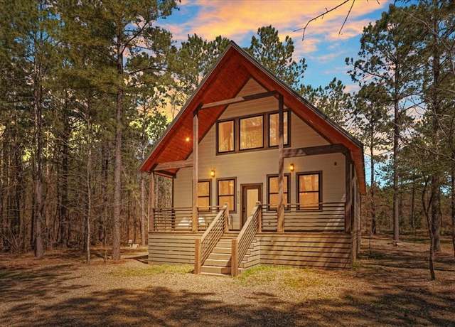 Property at 203 Secluded Cir, Broken Bow, OK 74728, 2 beds, 2 baths