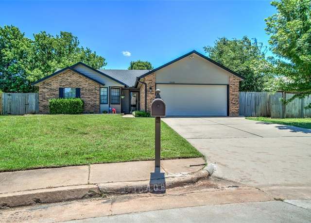 Property at 16408 Del Mar Dr, Edmond, OK 73013, 3 beds, 2 baths