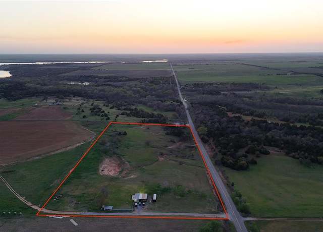 Property at 10049 County Road 1230, Fort Cobb, OK 73038, 1 bed, 1 bath