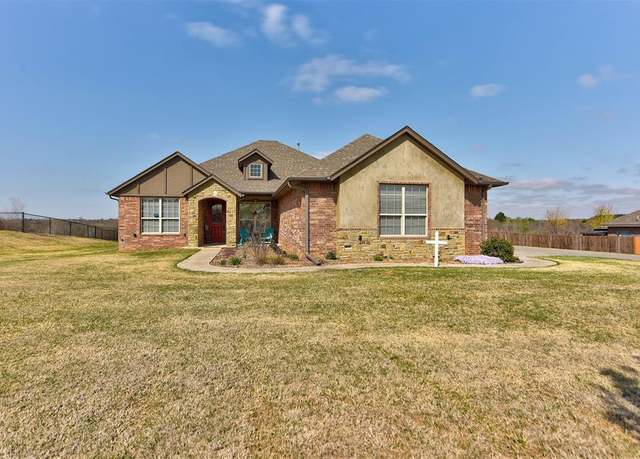 Property at 157 Oakridge Dr, Choctaw, OK 73020, 4 beds, 2.5 baths