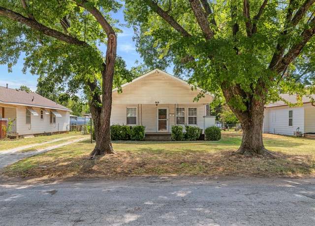 Property at 919 W Dakota Ave, Chickasha, OK 73018, 2 beds, 1 bath
