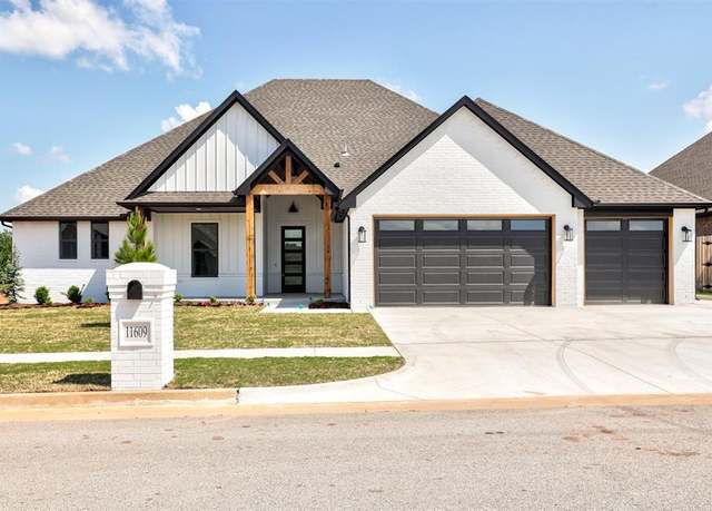 Property at 11609 SW 55th St, Mustang, OK 73064, 4 beds, 3 baths