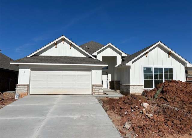 Property at 19600 Taggert Dr, Edmond, OK 73012, 3 beds, 2 baths