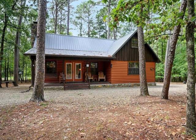 Property at 32 Sockeye Rd, Broken Bow, OK 74728, 4 beds, 2.5 baths