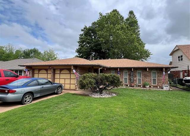 Property at 4125 Overland Dr, Del City, OK 73115, 3 beds, 2 baths
