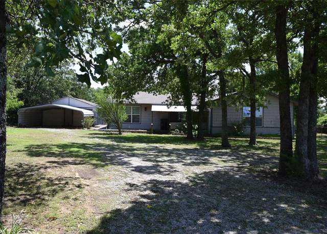 Property at 4102 Bingham Dr, Harrah, OK 74045, 3 beds, 2 baths