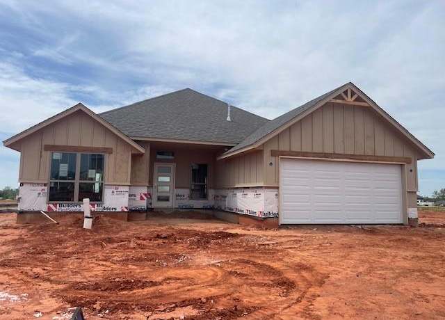 Property at 4201 Buffalo Grass Dr, Edmond, OK 73025, 4 beds, 2 baths