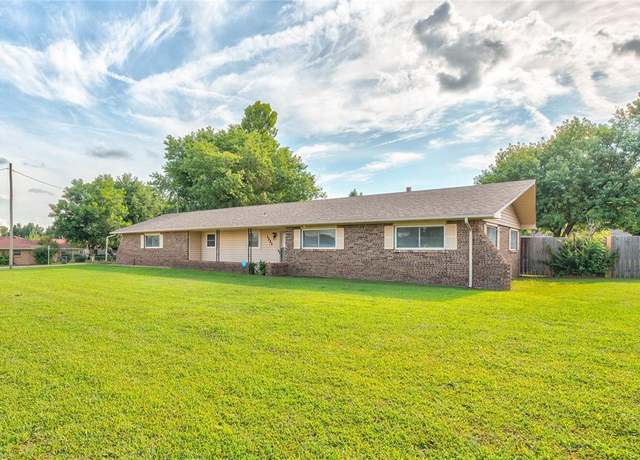 Property at 1533 N Dobbs Rd, Harrah, OK 73045, 3 beds, 1.5 baths