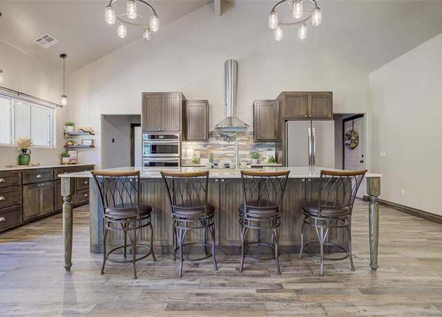 Property at 19536 S Dobbs Road Rd, Newalla, OK 74857, 4 beds, 3 baths