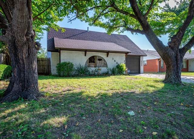 Property at 1004 SW 1st St, Moore, OK 73160, 4 beds, 1.5 baths