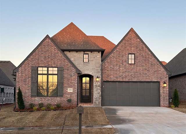 Property at 15705 Stillmeadows Dr, Edmond, OK 73013, 3 beds, 2.5 baths