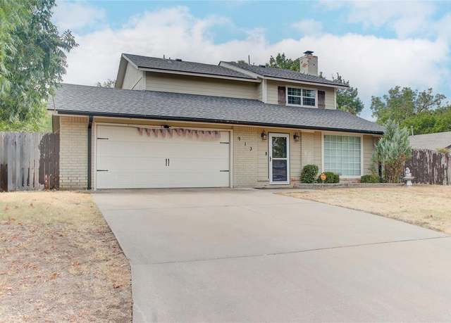 Property at 913 NE Dove Ln, Lawton, OK 73507, 3 beds, 2.5 baths