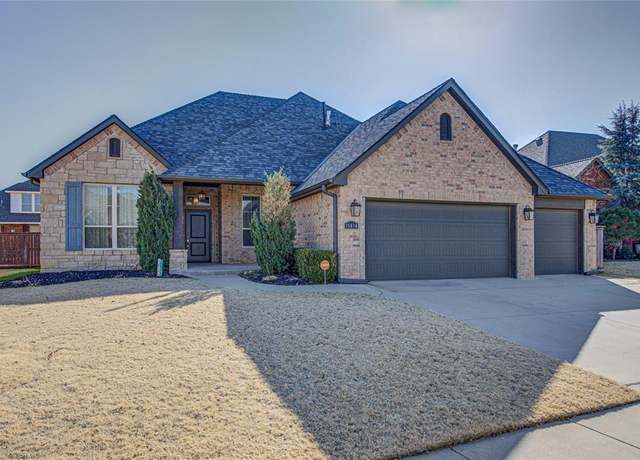 Property at 15616 Hatterly Ln, Edmond, OK 73013, 3 beds, 3 baths