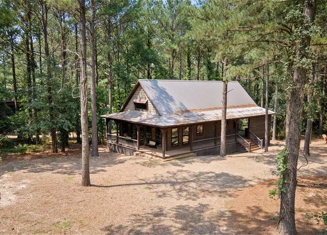 Property at 101 Scrub Oak Trl, Broken Bow, OK 74728, 1 bed, 2 baths