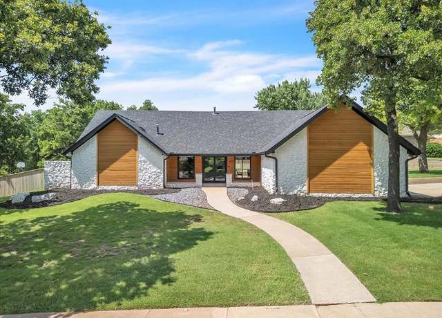 Property at 1205 Shalamar Rd, Edmond, OK 73013, 4 beds, 3 baths