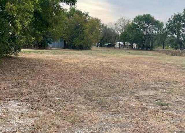Property at E 1st-hwy 70 St, Fort Towson, OK 74735