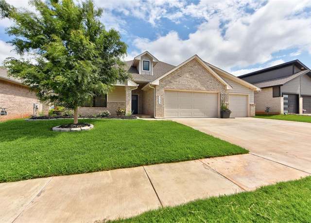 Property at 8225 NW 151st Ter, Edmond, OK 73013, 4 beds, 2 baths