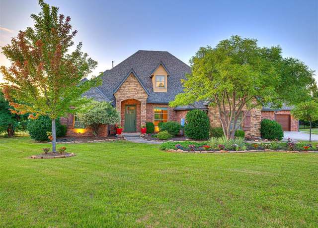Property at 4017 Redmont Ct, Edmond, OK 73034, 4 beds, 4.5 baths