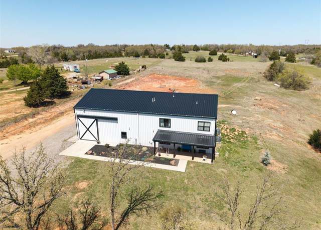 Property at 17521 E Coffee Creek Rd, Luther, OK 73054, 4 beds, 3.5 baths