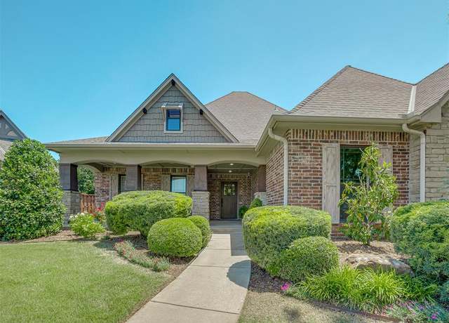 Property at 4300 High Range Ln, Edmond, OK 73034, 6 beds, 4.5 baths