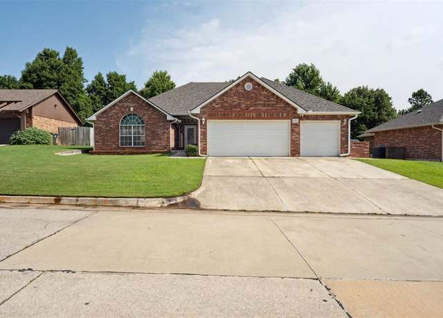 Property at 12417 Sussex Dr, Oklahoma City, OK 73130, 4 beds, 2 baths