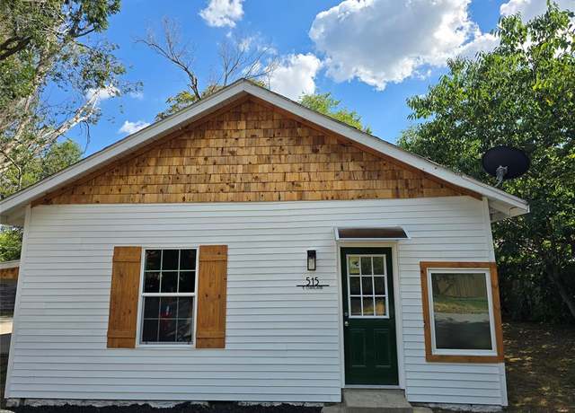 Property at 515 E Oakland St, Shawnee, OK 74801, 2 beds, 1 bath