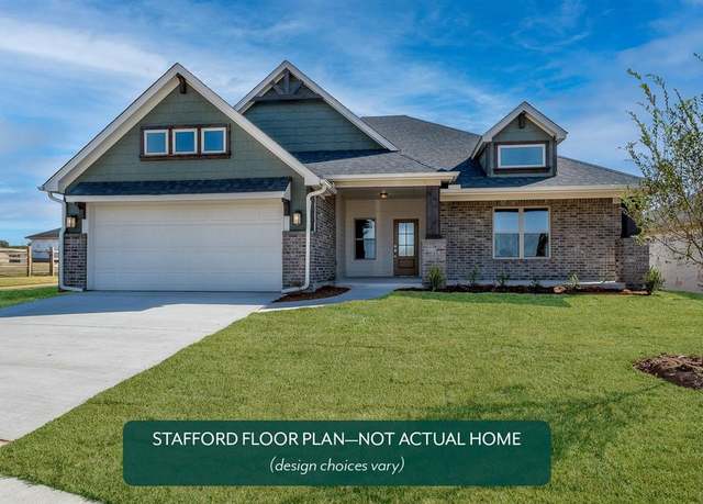 Property at 1404 SW 160th St, Moore, OK 73170, 4 beds, 3.5 baths