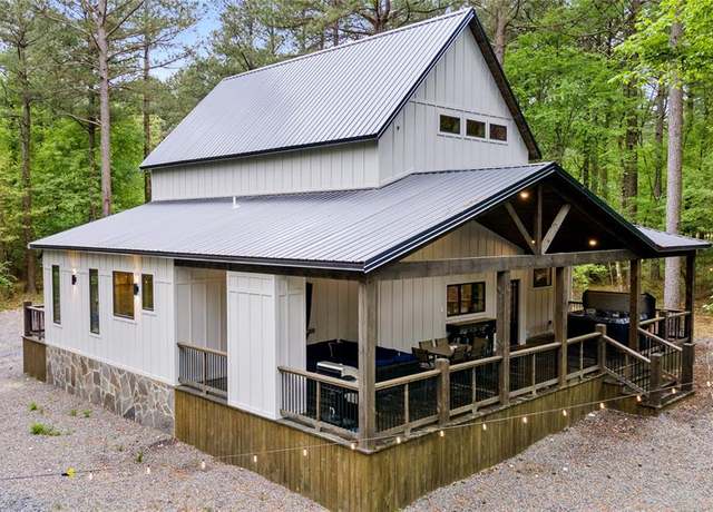 Property at 47 Canopy Trl, Broken Bow, OK 74728, 2 beds, 2.5 baths